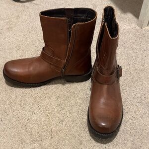 Elegant Brown Leather Ankle Boots